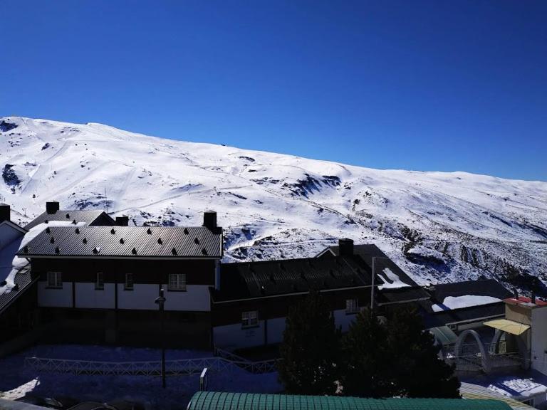 Apartamentos Zona Media Sierra Nevada Buitenkant foto
